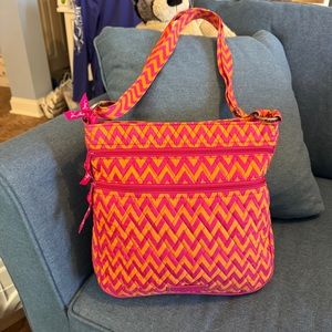 Vera Bradley Triple Zip Hipster Crossbody in Ziggy Zags